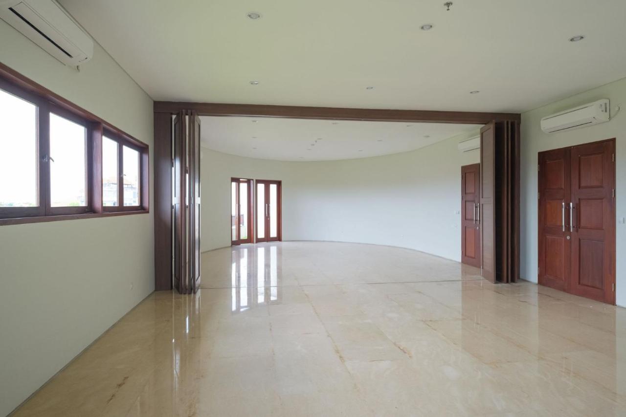 Djabu Seminyak Hotel Denpasar  Luaran gambar