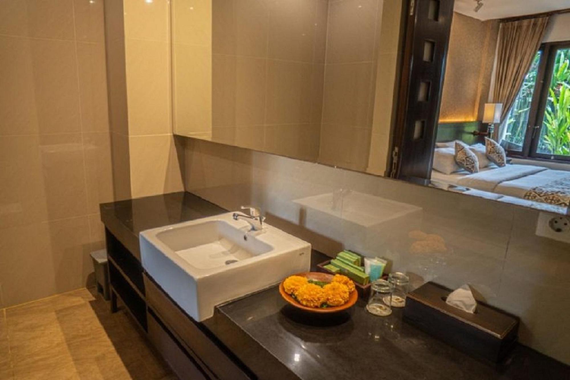 Djabu Seminyak Hotel Denpasar  Luaran gambar