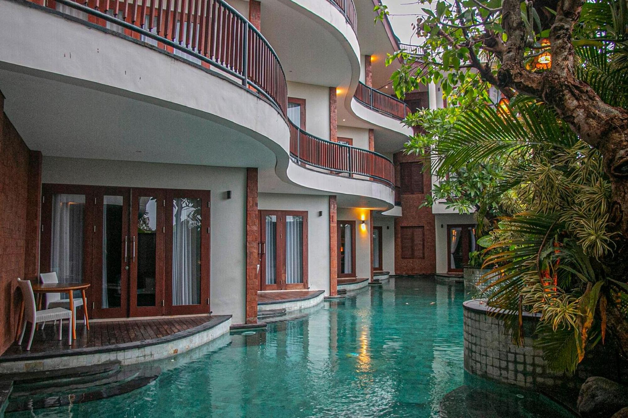 Djabu Seminyak Hotel Denpasar  Luaran gambar