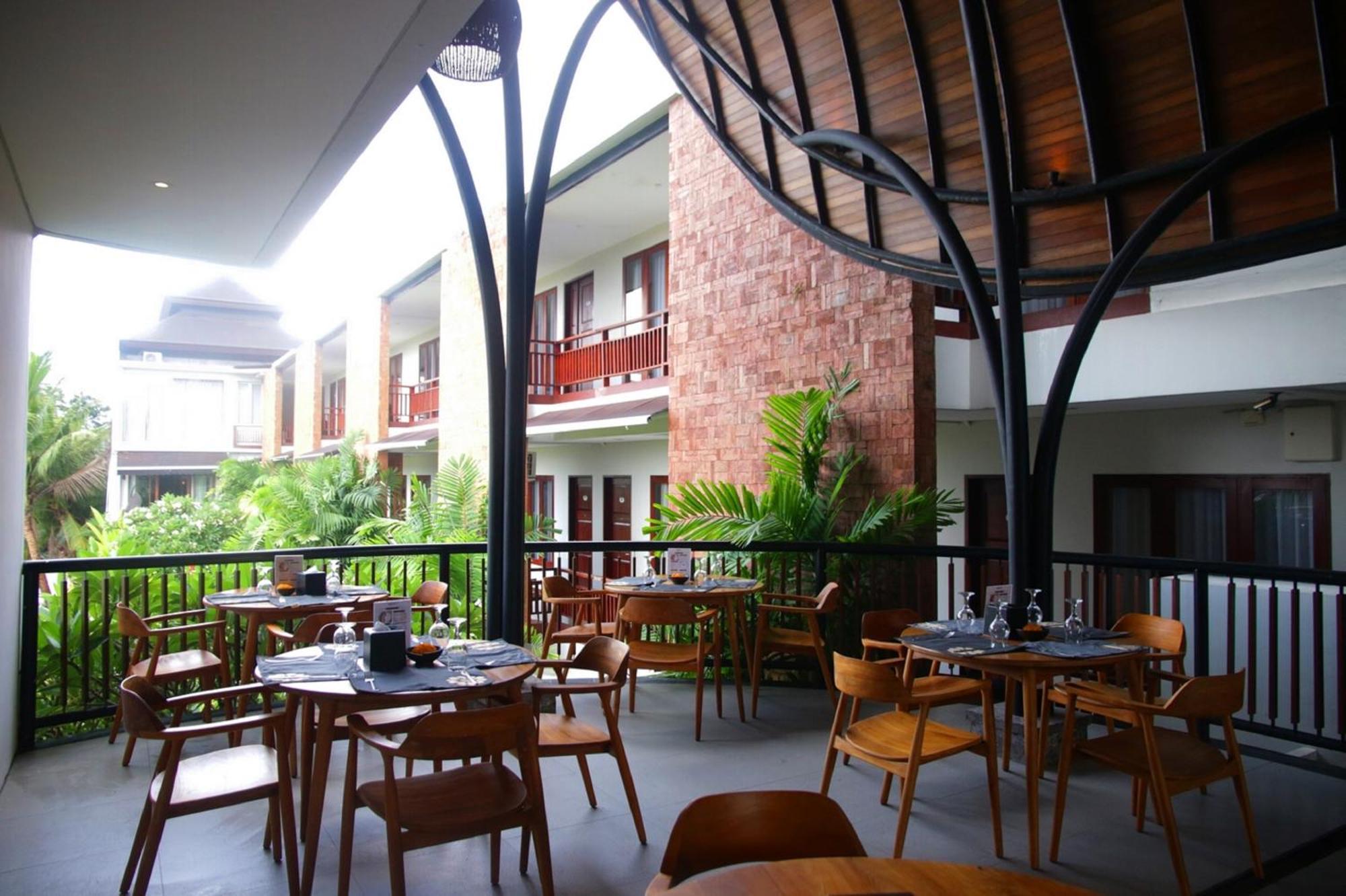 Djabu Seminyak Hotel Denpasar  Luaran gambar