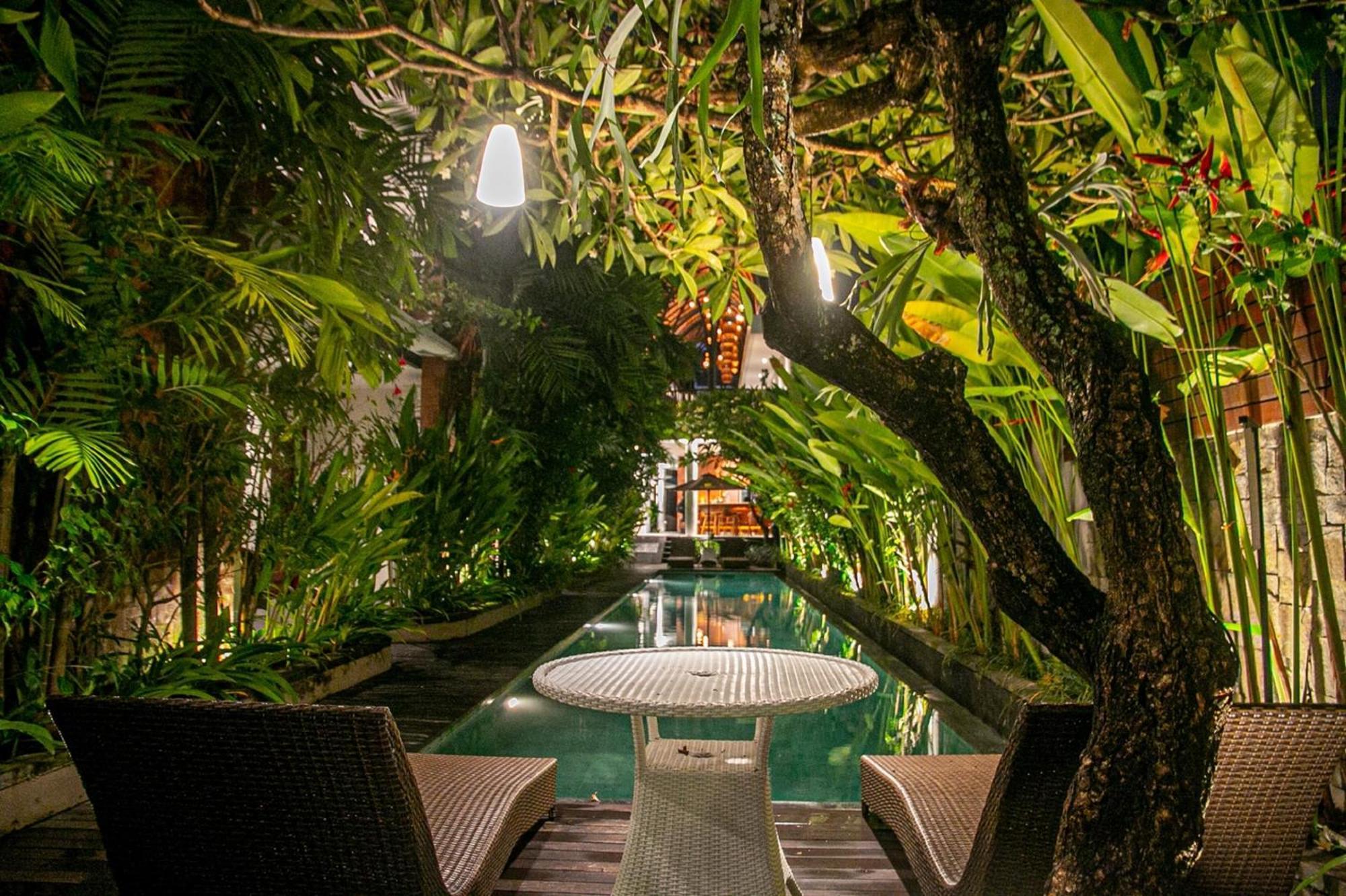 Djabu Seminyak Hotel Denpasar  Luaran gambar